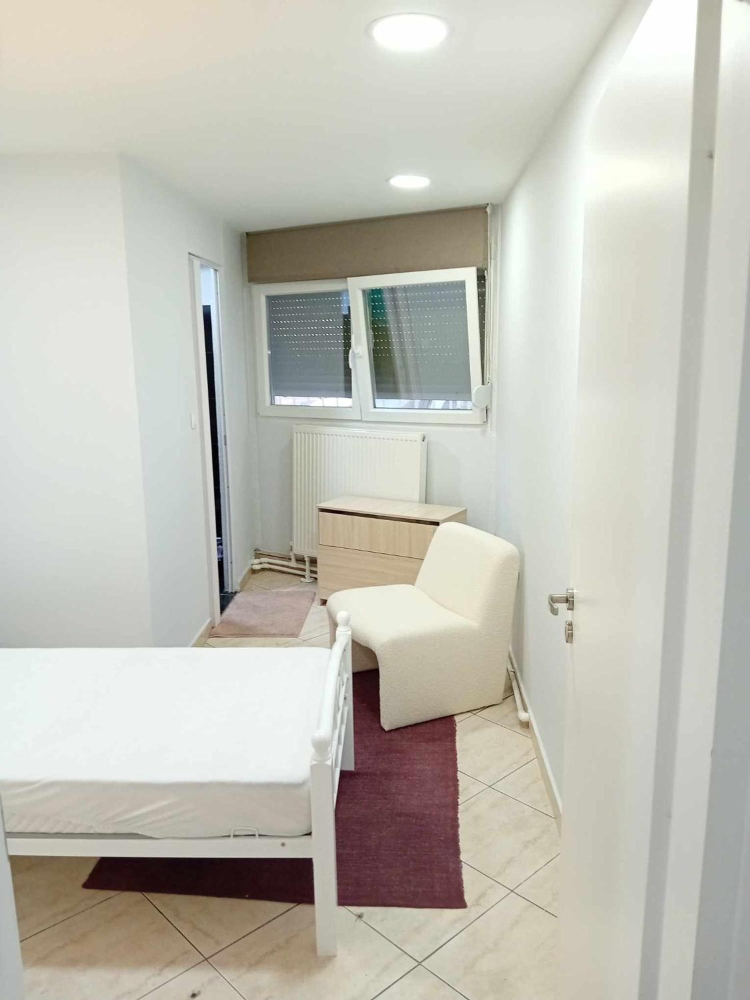 Comfy Studio In The Center Apartment *
